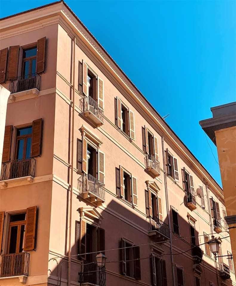 My Exclusive Cavour Loft Da Sogno A Cagliariアパートメント エクステリア 写真