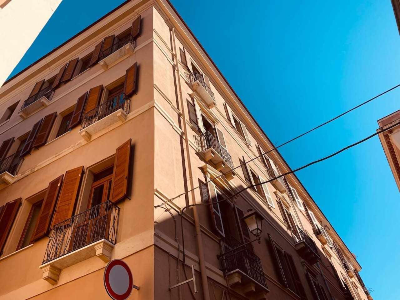My Exclusive Cavour Loft Da Sogno A Cagliariアパートメント エクステリア 写真
